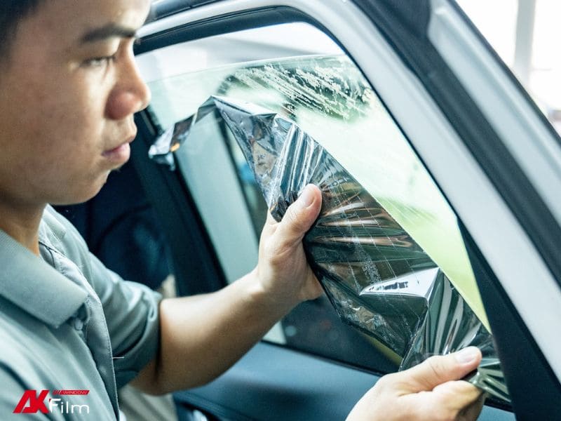 hieu-lam-khi-dan-phim-cach-nhiet-co-do-ben-khong-cao-1 Hiểu lầm về độ bền của phim cách nhiệt