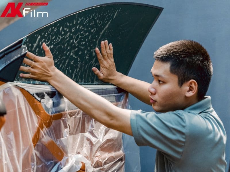 phim-cach-nhiet-3m-crystalline-o-to-dan-kinh-suon-truoc Dán phim 3M Crystalline cho kính sườn trước