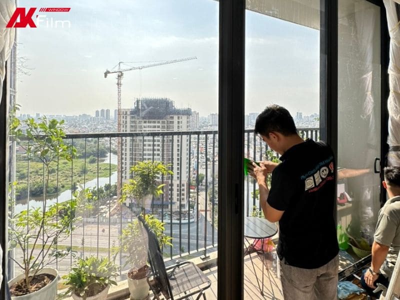 Thi công dán phim 3M Prestige PR70 uy tín tại AKFilm