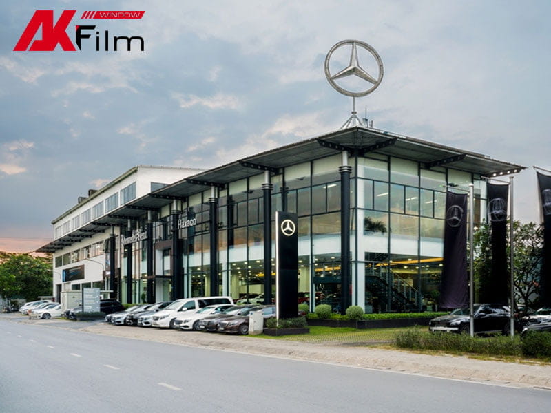 phim-cach-nhiet-showroom-mercedes Dán phim cách nhiệt showroom Mercedes