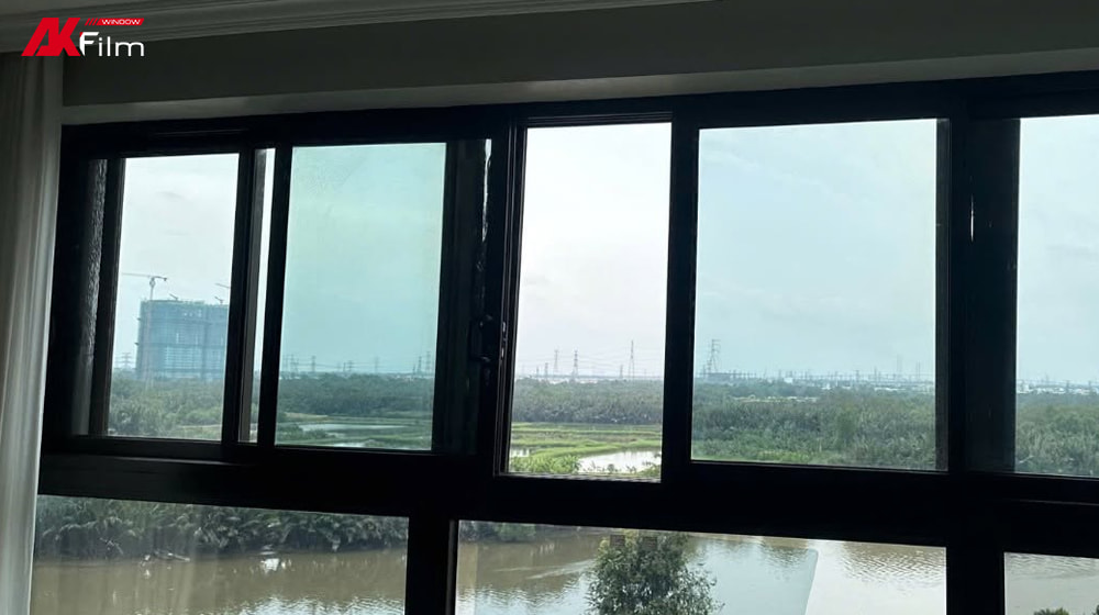 Phim cách nhiệt dán kính văn phòng giảm chói, giữ ánh sáng tự nhiên