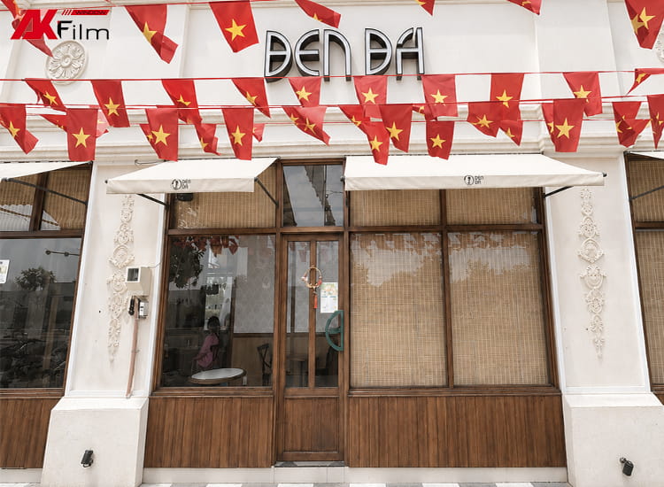 Thi công dán phim cách nhiệt cho Đen Đá Cafe