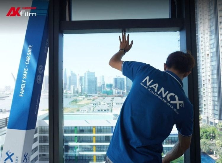 Phim chống nóng giếng trời NanoX giúp giảm nhiệt hiệu quả và giữ ánh sáng tự nhiên