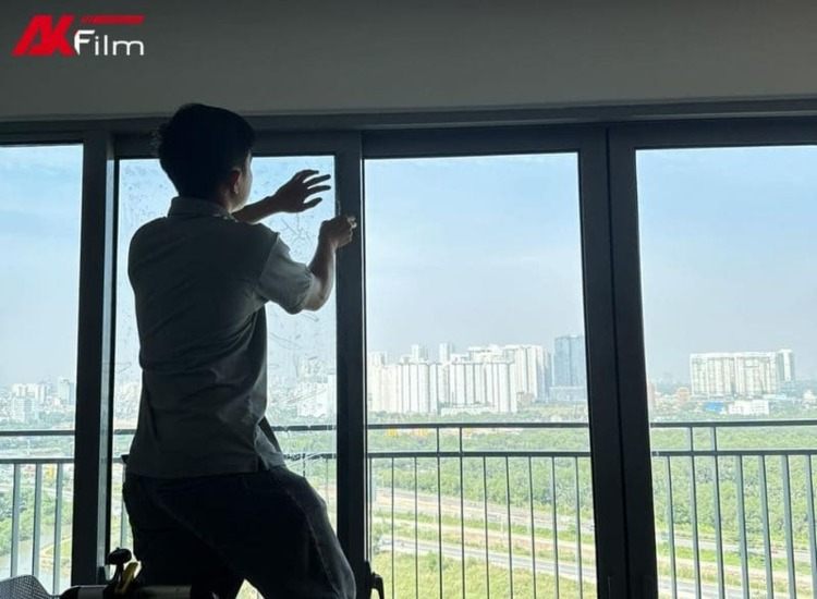 Dán phim cách nhiệt chống nóng nhà ở