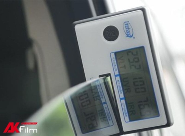 Máy test phim cách nhiệt là thiết bị đo các chỉ số kỹ thuật của phim