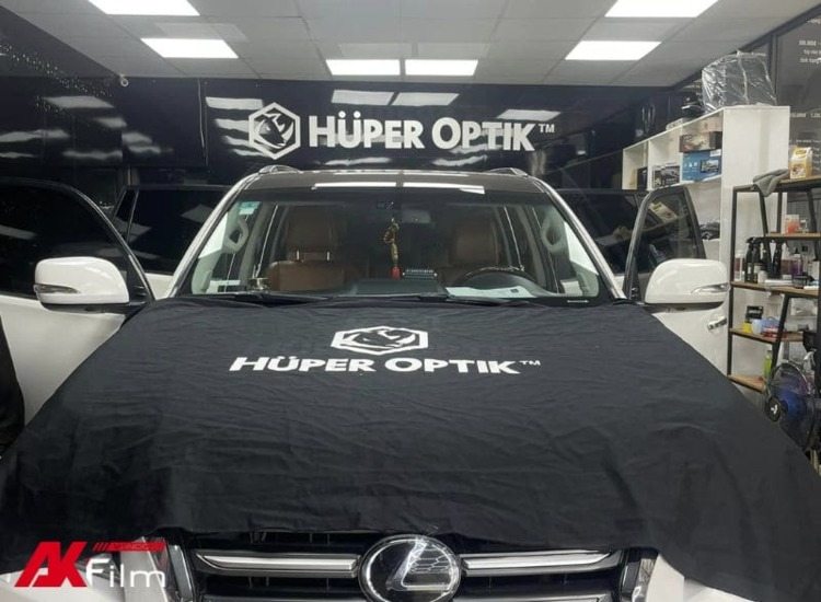 Chọn phim cách nhiệt Huper Optik chính hãng để an tâm sử dụng