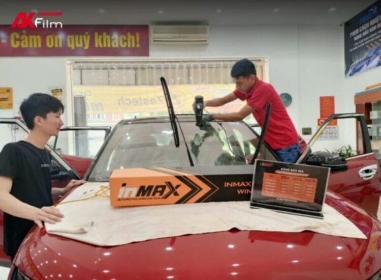 Phim phản xạ nhiệt phù hợp khu vực nắng gắt, giúp giảm nóng và giảm chói hiệu quả