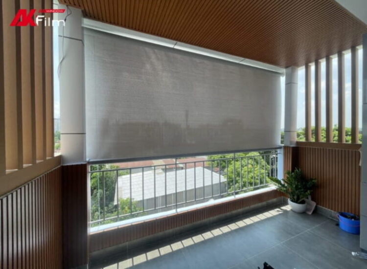Rèm chống nắng cửa sổ giúp cản sáng, chống tia UV và giảm nhiệt hiệu quả